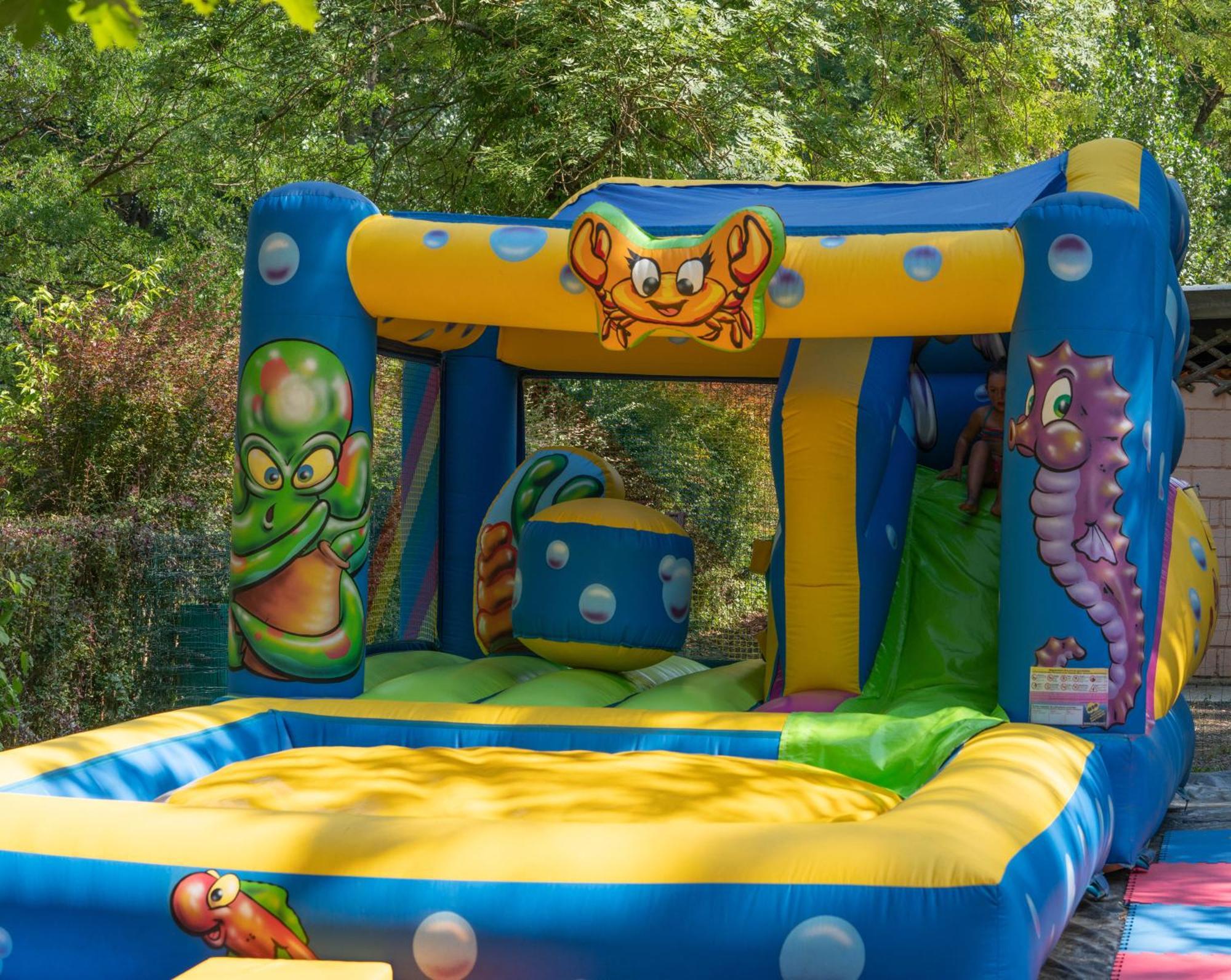 Camping De La Bageasse Brioude Exterior foto
